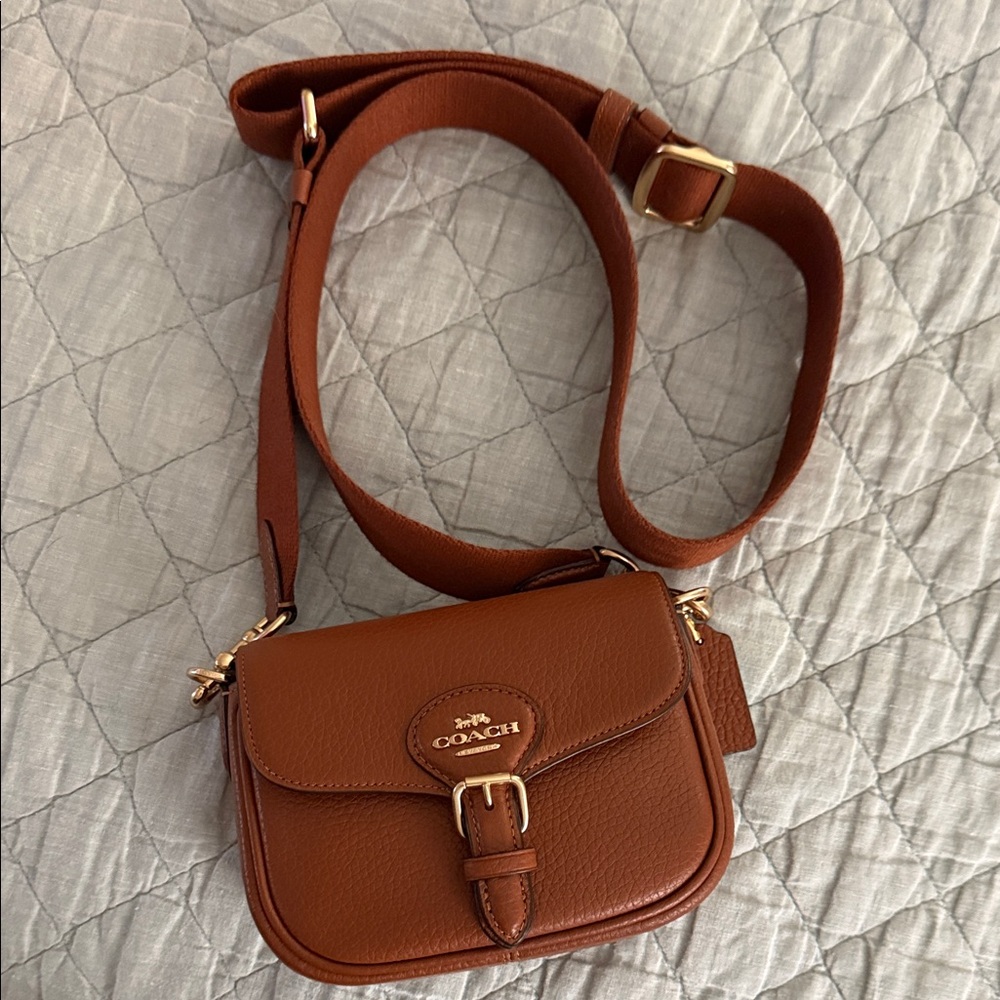 Coach outlet Tan Leather Crossbody Bag